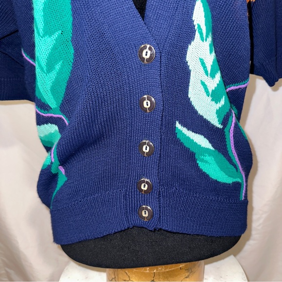 That's Me Vintage Cardigan Sweater Womens Medium Short Sleeve Floral Embroidery - Picture 6 of 9